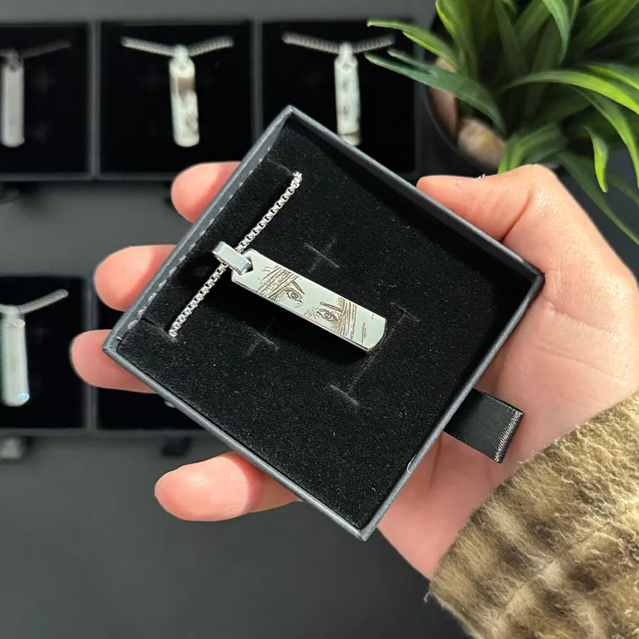 Collar hombre personalizado barra plateada - Mirada